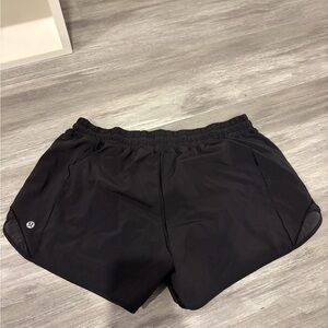 lululemon athletica Women's hotty hot shorts